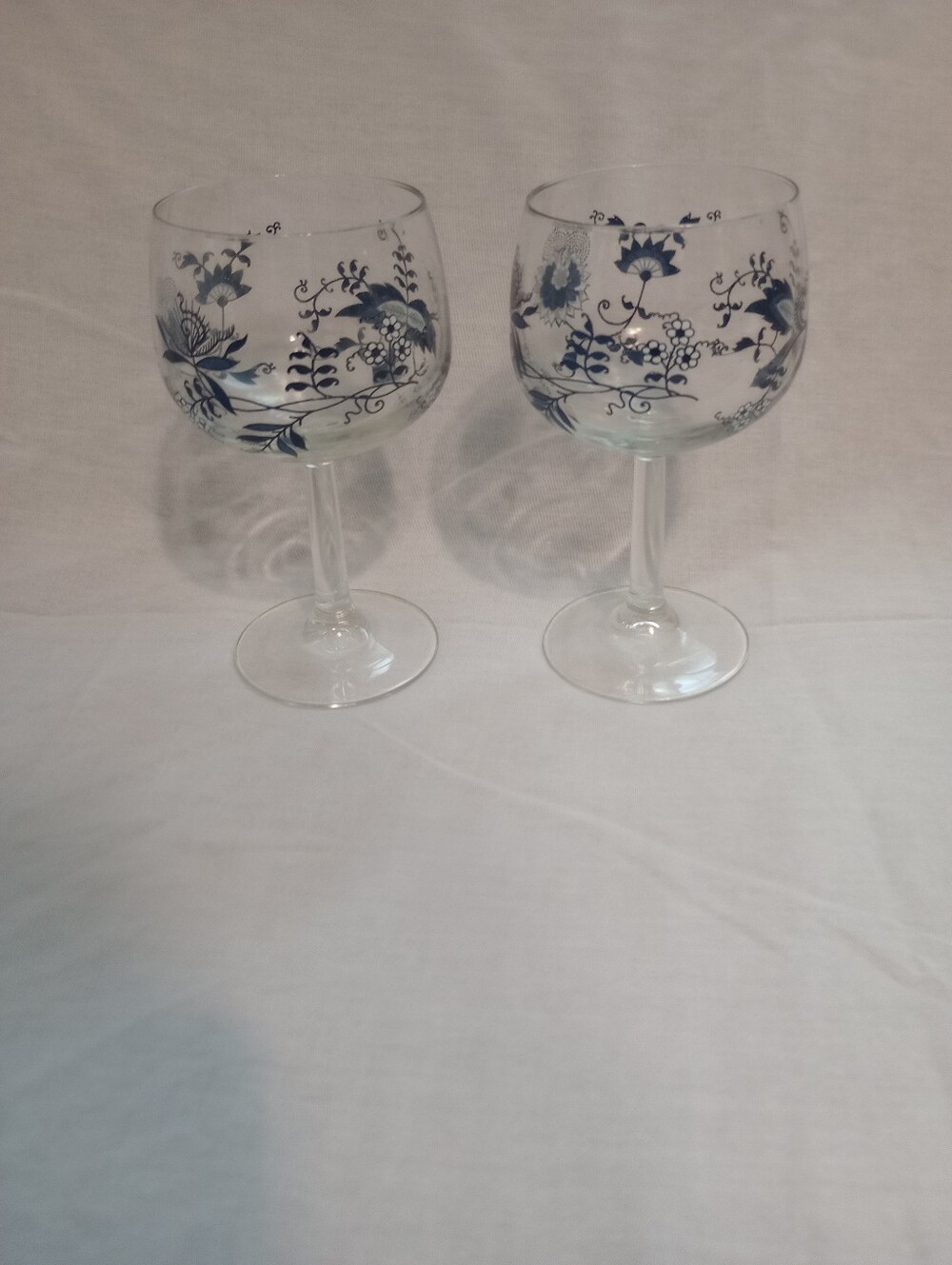 Blue Danube Blue Onion Pattern 12 Ounce Balloon Wine Goblets-Set Of 2